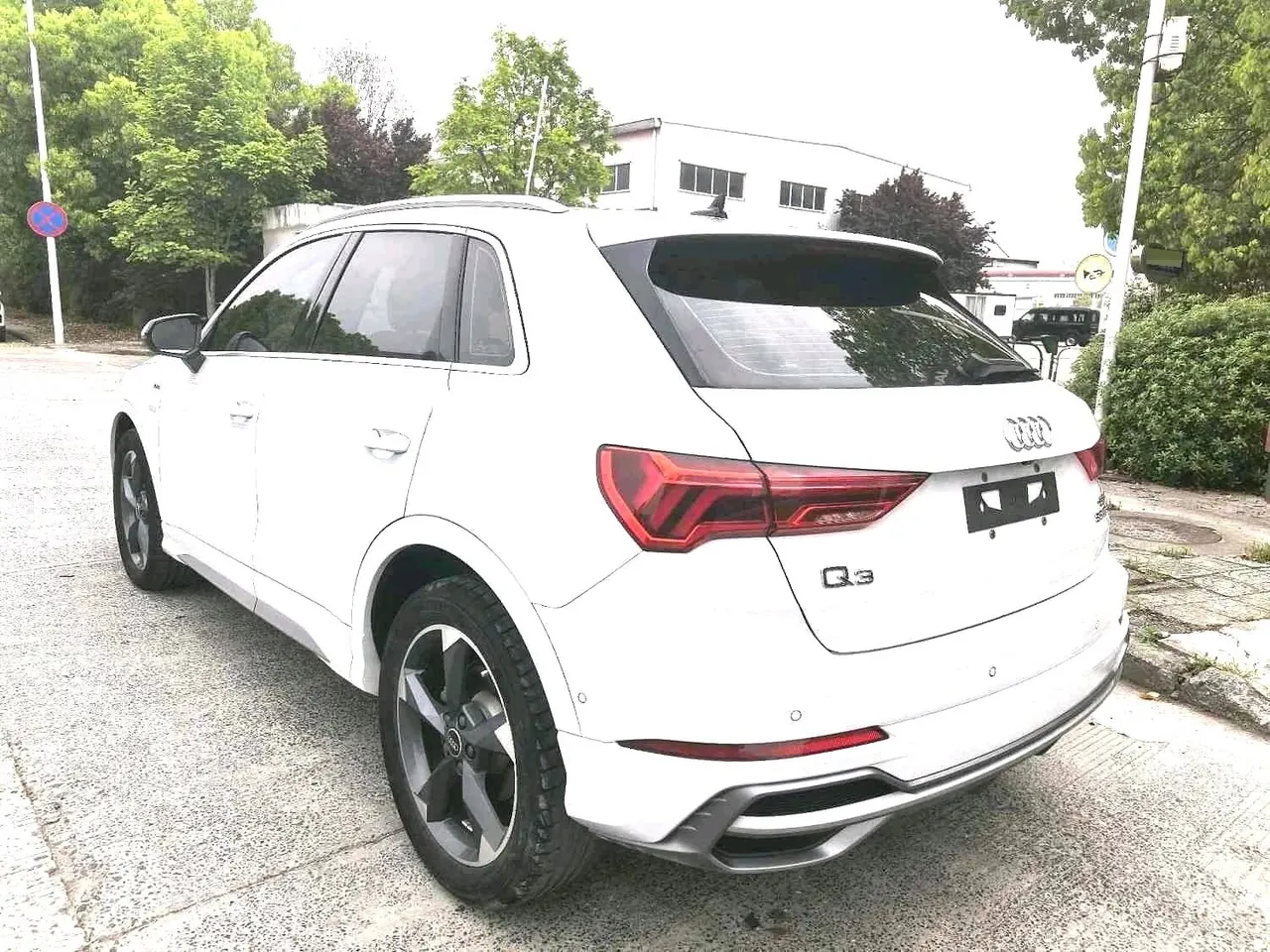 Audi 2022 Q3 1.4TFSI 35TFSI Fashion Dynamic Automatic 9