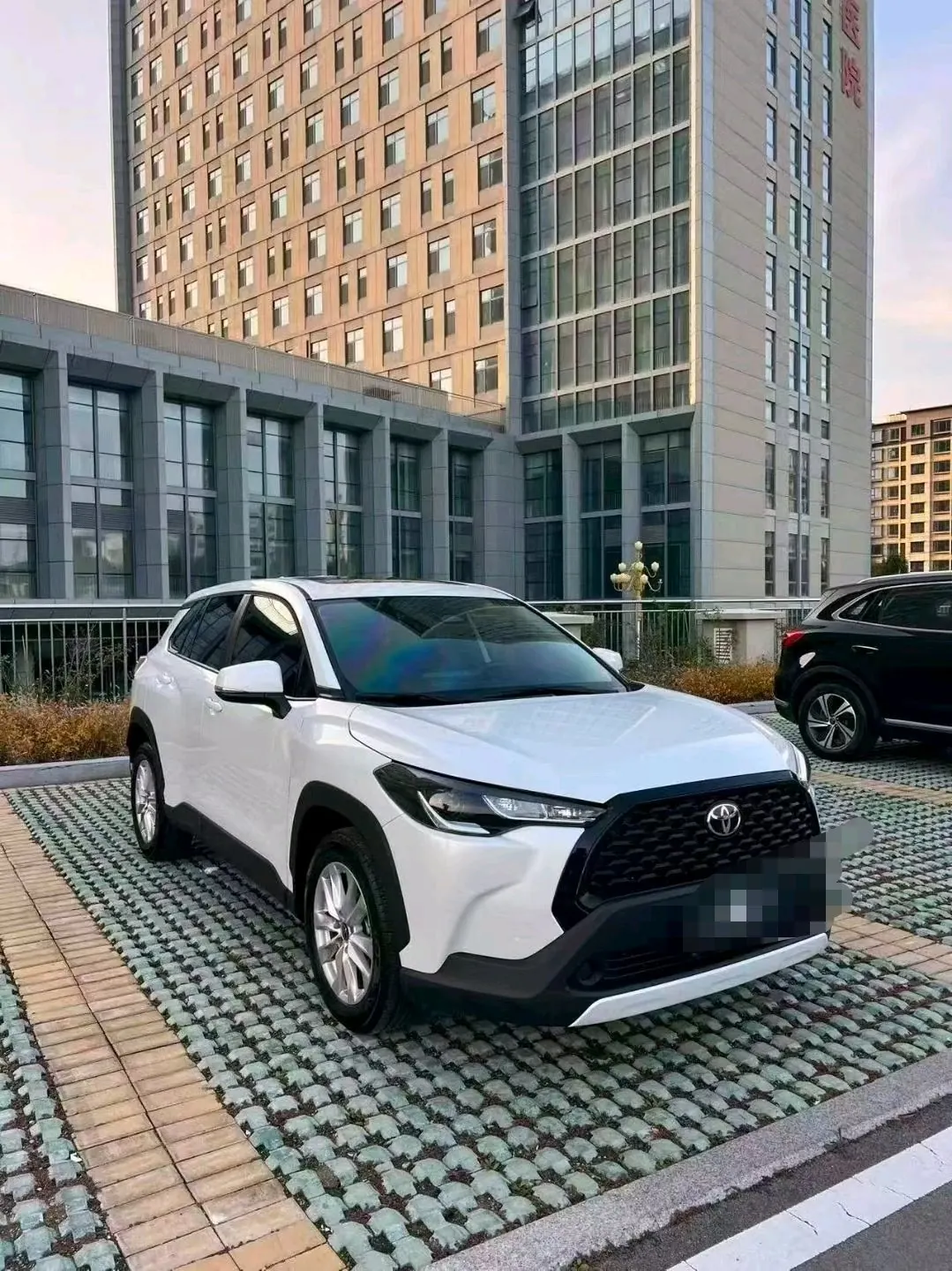 Toyota 2023 Corolla Sharp 2.0 Stepless Elite Automatic Gear 2