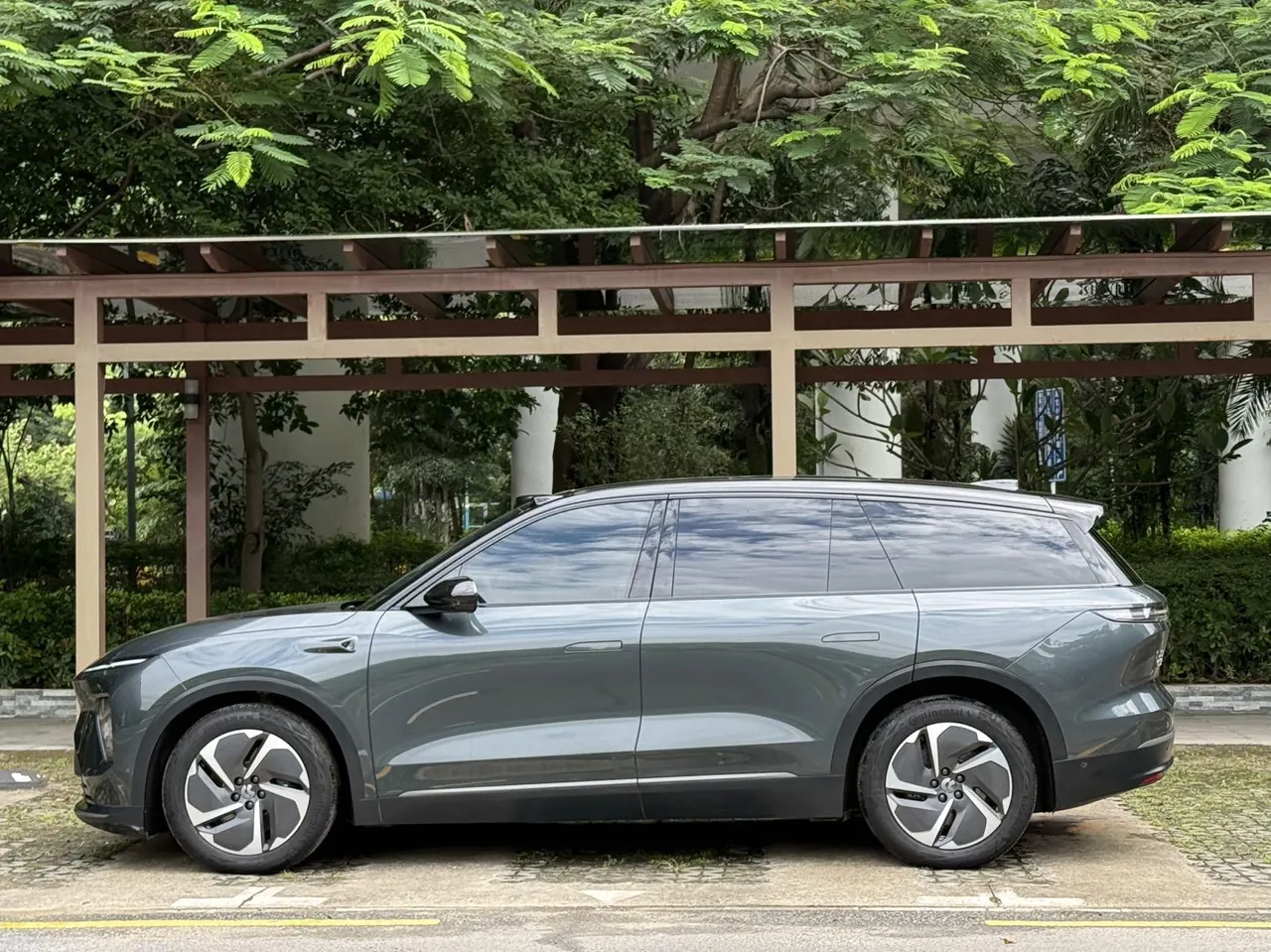 NIO 2023 ES8 75kWh automatic 3