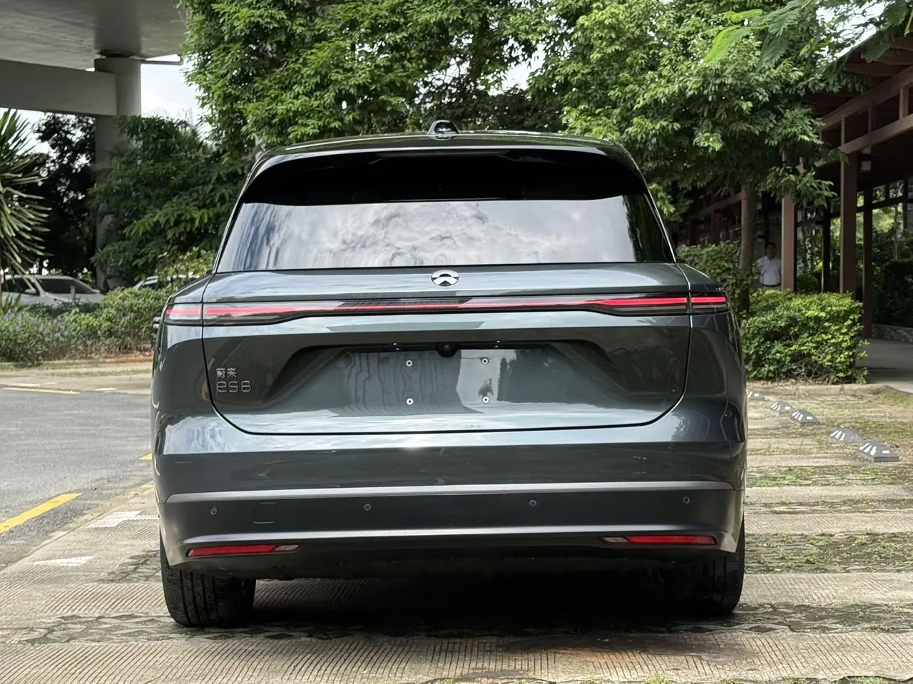 NIO 2023 ES8 75kWh automatic 5