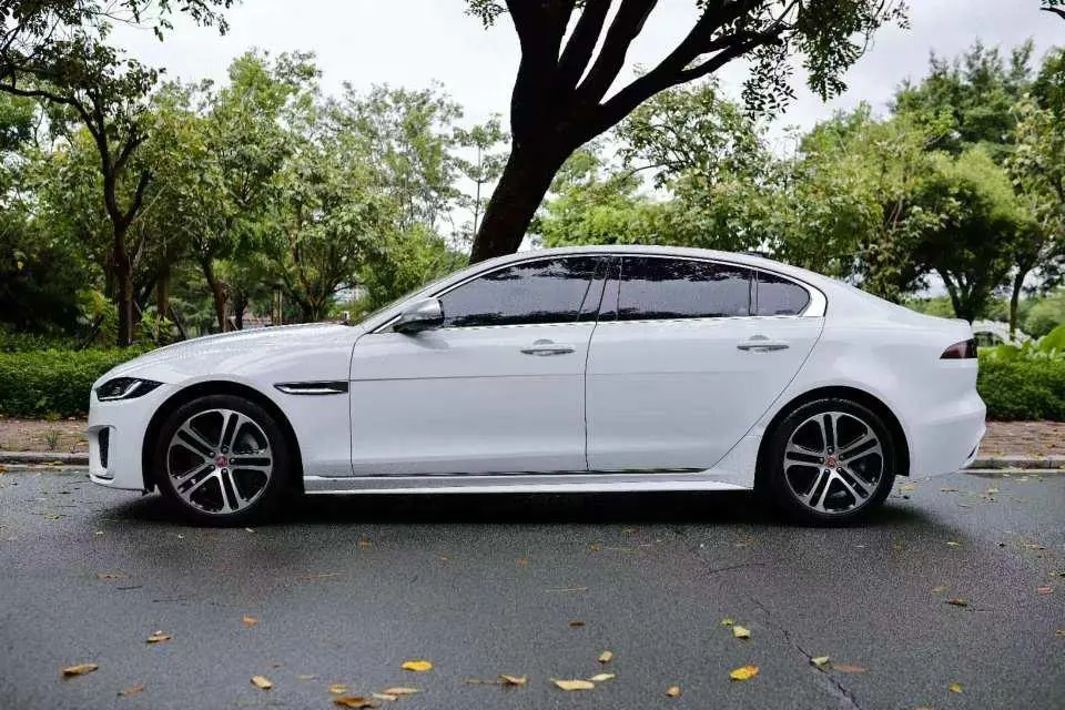 Jaguar 2022 XEL 2.0T 250PS R-DYNAMIC S Enterprising Sports Edition Automatic Gear 7
