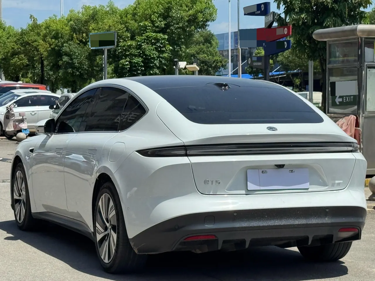 NIO 2024 ET5 75kWh automatic gear 7