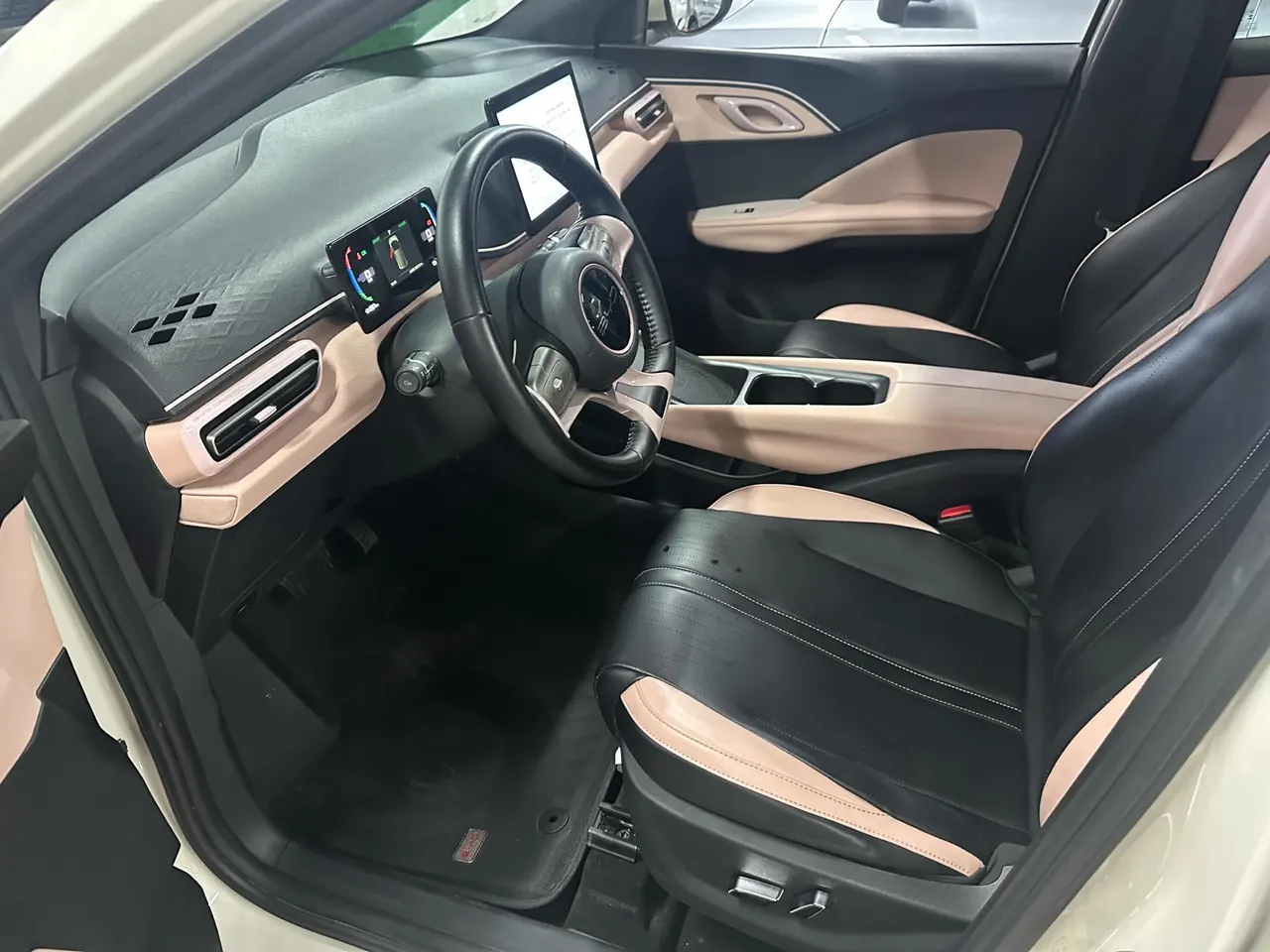 BYD 2024 Seagull Glory Edition 405km Flying Edition Automatic Gear 2