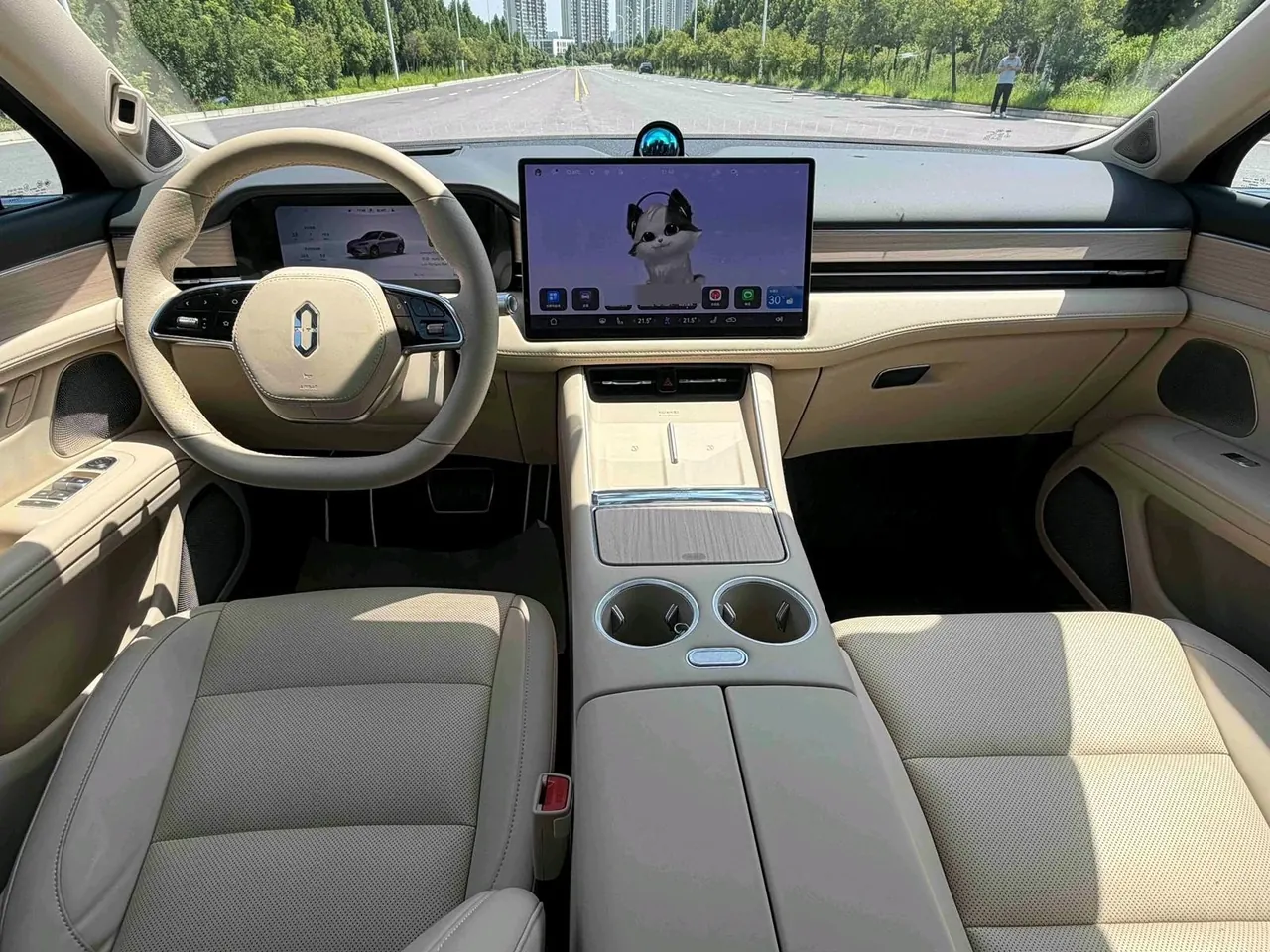 AITO 2025 AITO M5 extended range Ultra 4-wheel drive version automatic gear 4