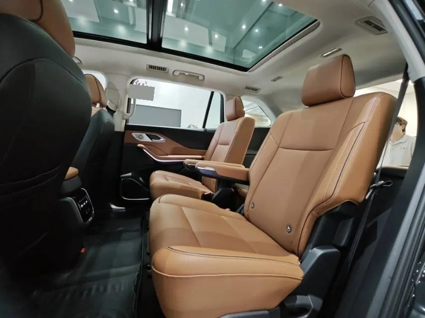 HongQi 2025 HS7 PHEV 2.0T 4-wheel drive 2 million commemorative 6-seat automatic gear 3