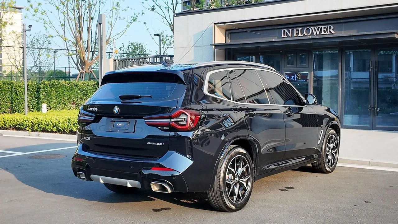 BMW 2022 X3 xDrive25i 2.0T M sports suit automatic gear 4
