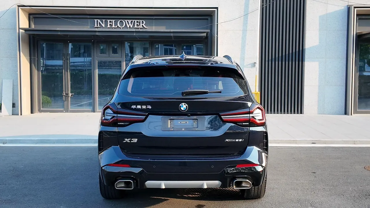 BMW 2022 X3 xDrive25i 2.0T M sports suit automatic gear 5
