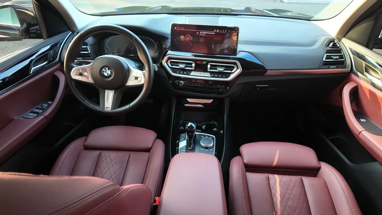 BMW 2022 X3 xDrive25i 2.0T M sports suit automatic gear 9