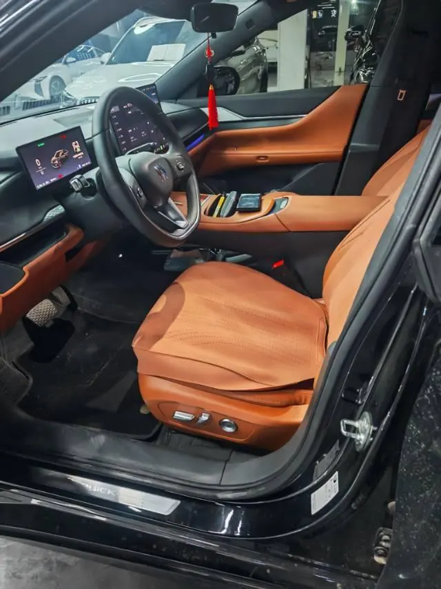 Buick 2026 L7 Luxury Edition Automatic Gear 3