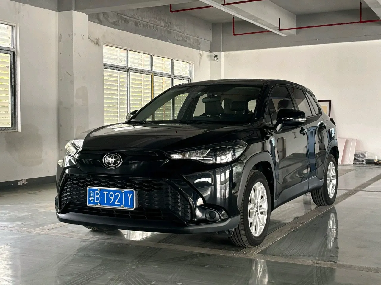Toyota 2022 Front Landa 2.0 Stepless Premium Edition Automatic Gear - View 1