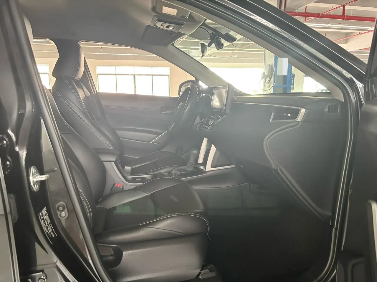 Toyota 2022 Front Landa 2.0 Stepless Premium Edition Automatic Gear 7