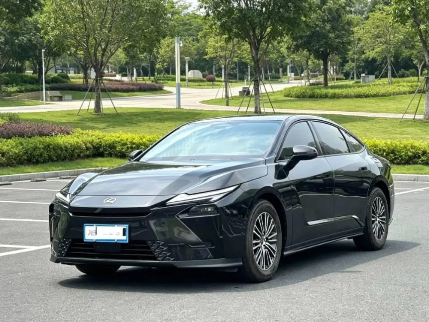 Lexus ES (Imported) 2026 ES300h 2.0 Stepless Automatic Gear 6