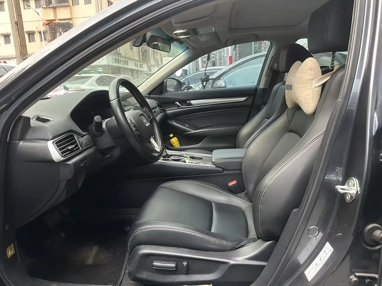 Honda 2022 10th Generation Accord 1.5T Stepless 260TURBO Deluxe Automatic Gear 2