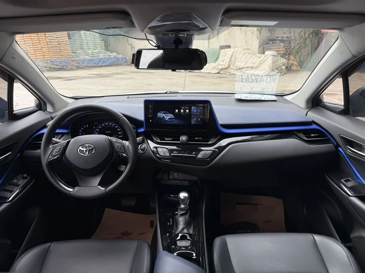Toyota 2023 C- HR 2.0 Stepless Deluxe Edition Automatic Gear 8