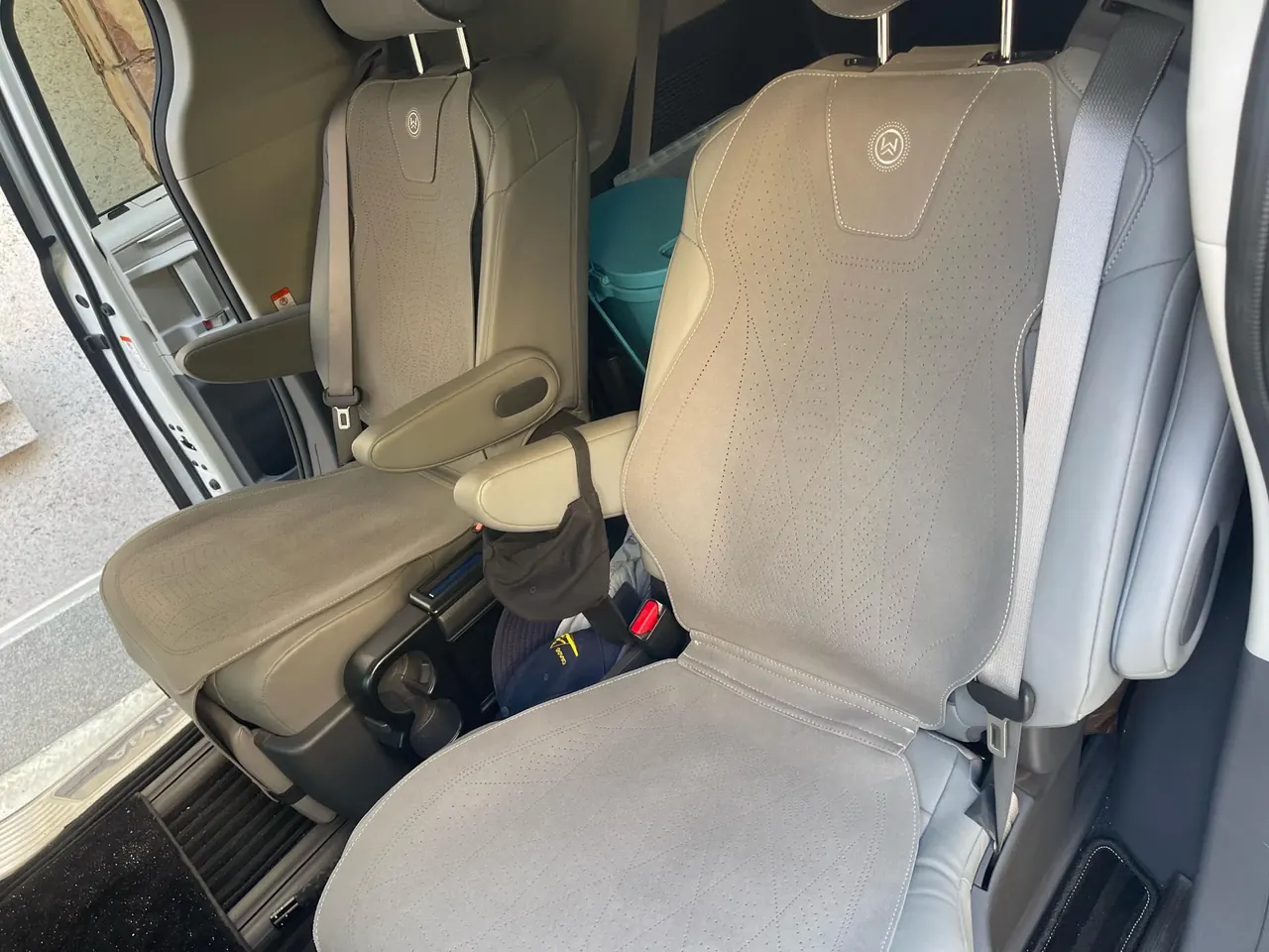Toyota 2024 Grevia HYBRID 2.5 Stepless Comfort Edition Automatic Transmission 5