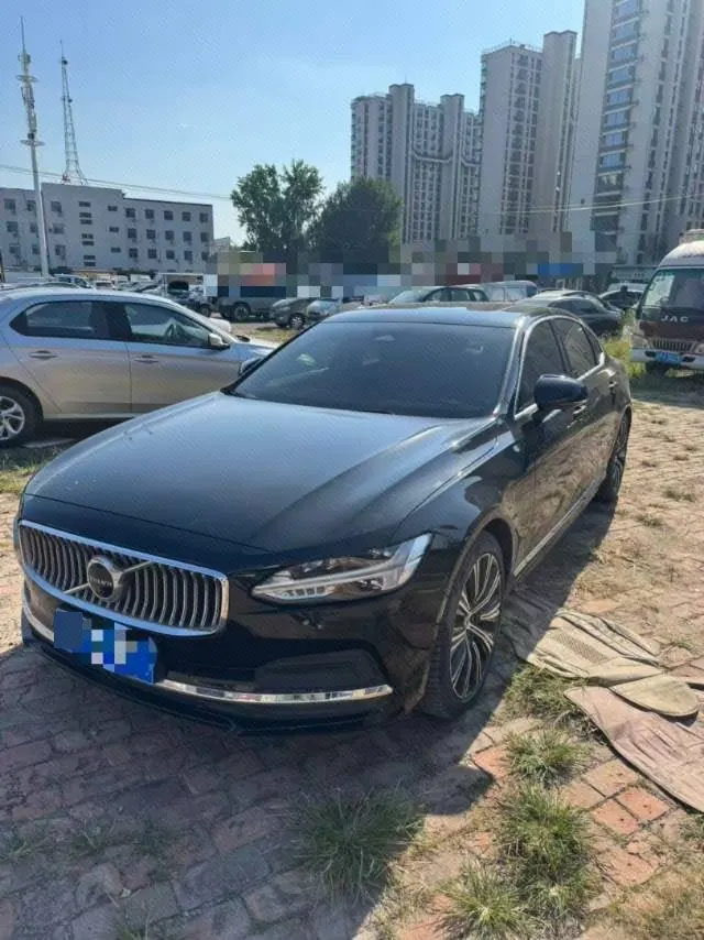 Volvo 2024 S90 48V 2.0T B5 Zhiyuan Deluxe Edition Automatic Gear - View 1