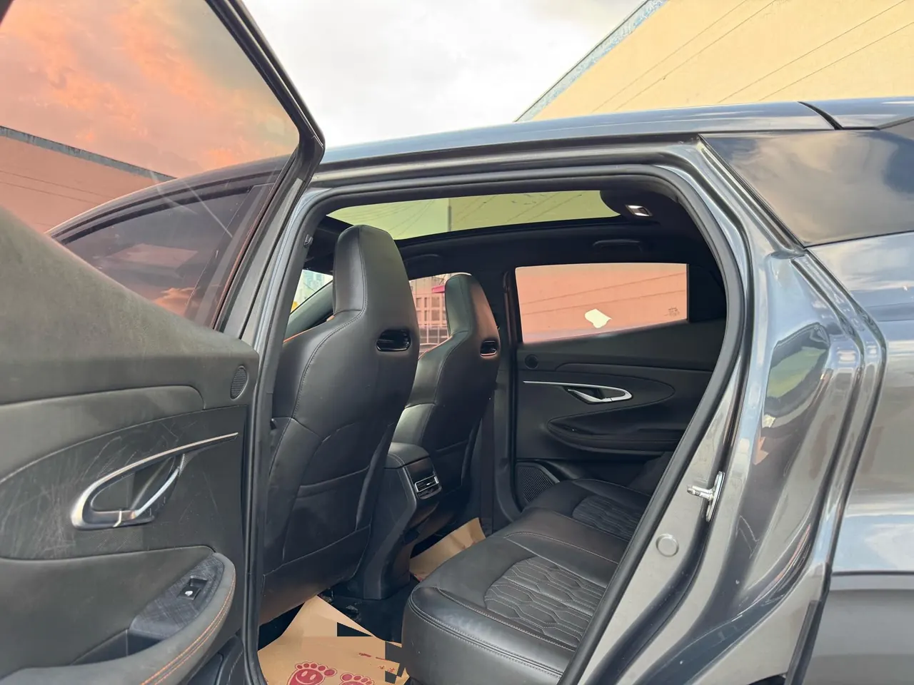 ChangAn 2022 UNI-T 1.5T Flagship Automatic Gear 12