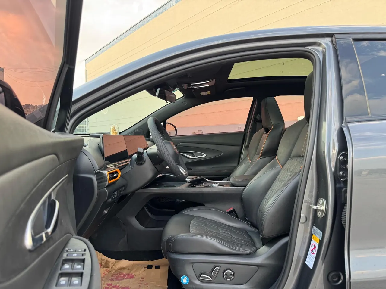 ChangAn 2022 UNI-T 1.5T Flagship Automatic Gear 8