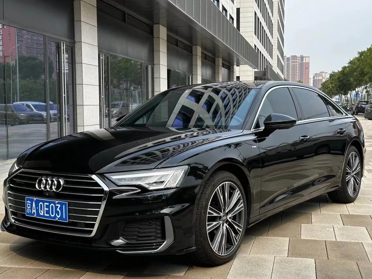 Open image lightbox: Audi 2021 A6L 2.0TFSI 45TFSI Quattro Selected Elegant Automatic Gear