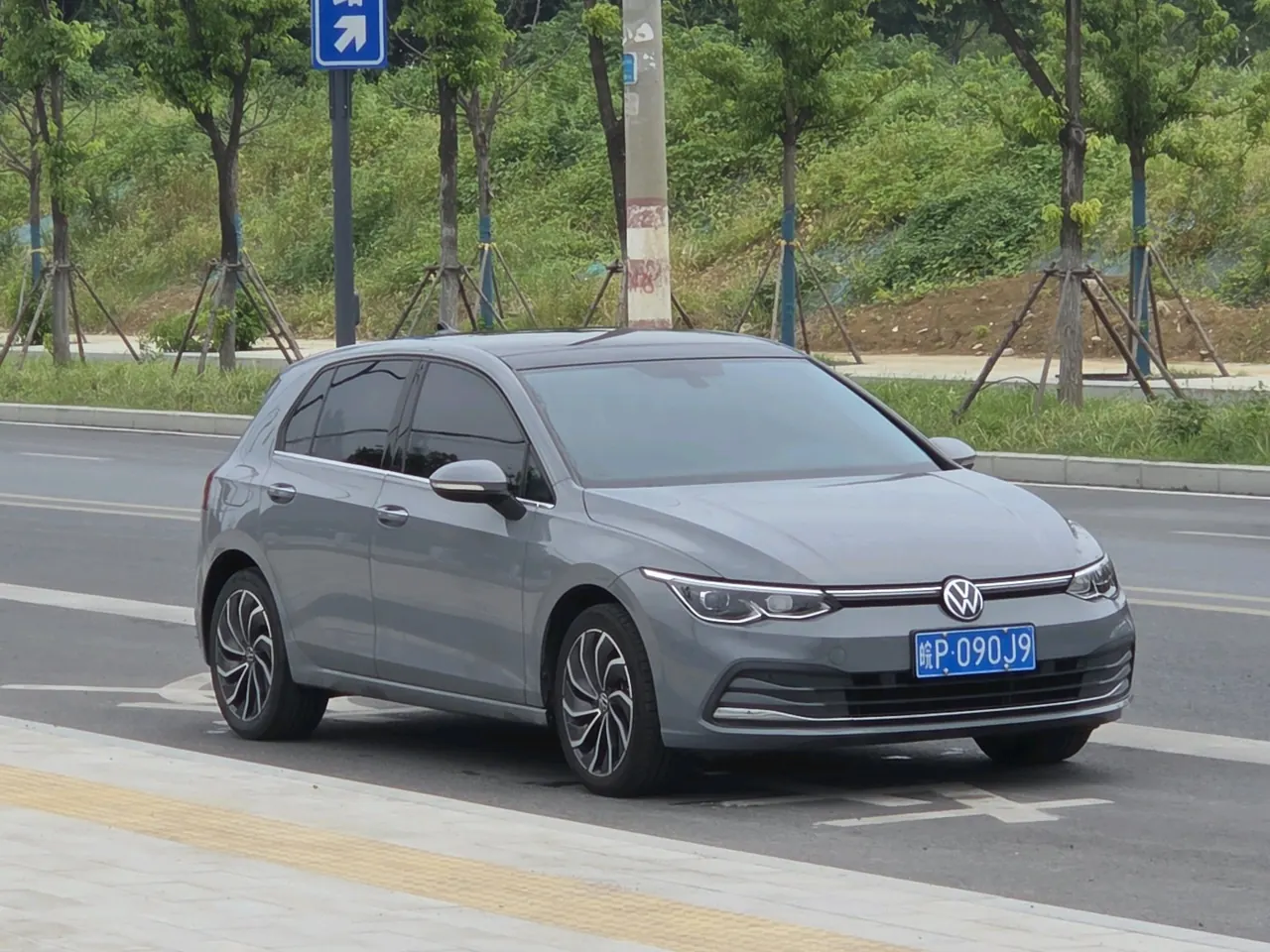 Volkswagen 2021 Golf 8 PRO 1.4TSI 280TSI Automatic 3