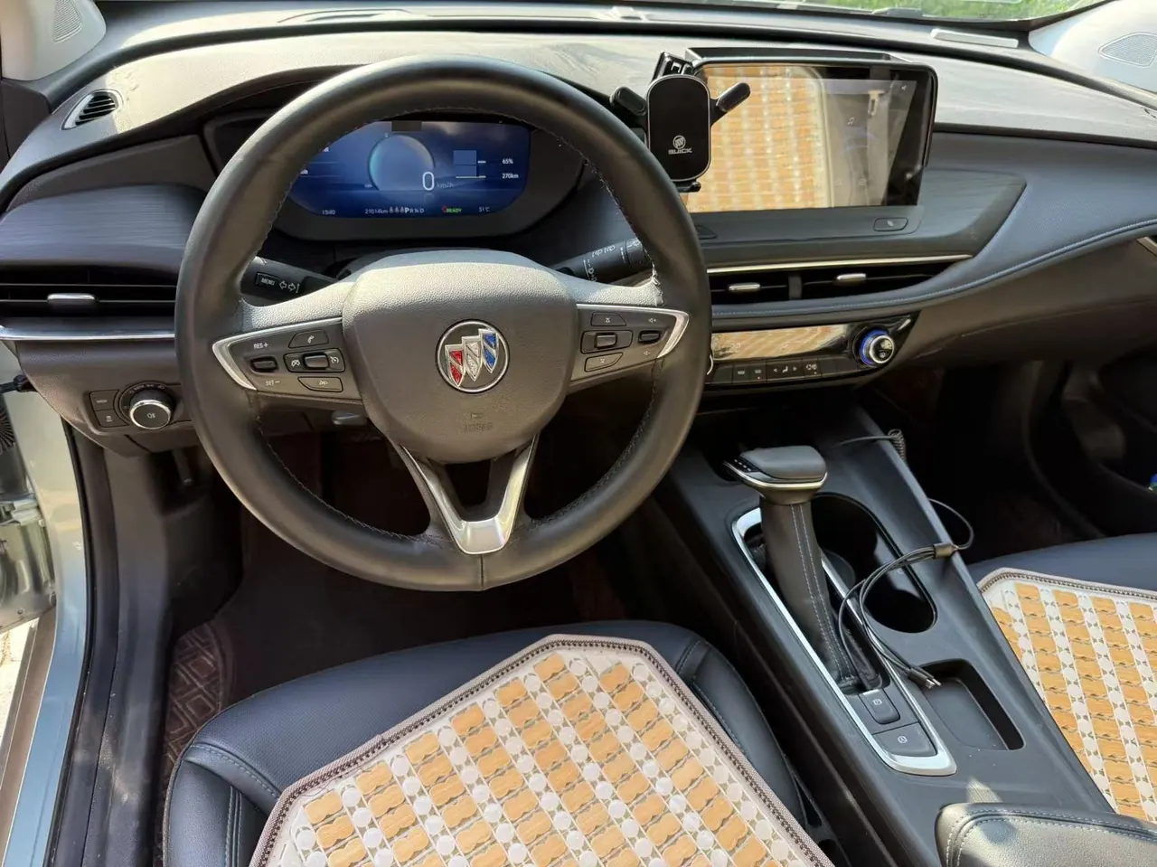 Buick 2024 micro blue 6(VELITE 6) 450km premium PLUS automatic gear 4