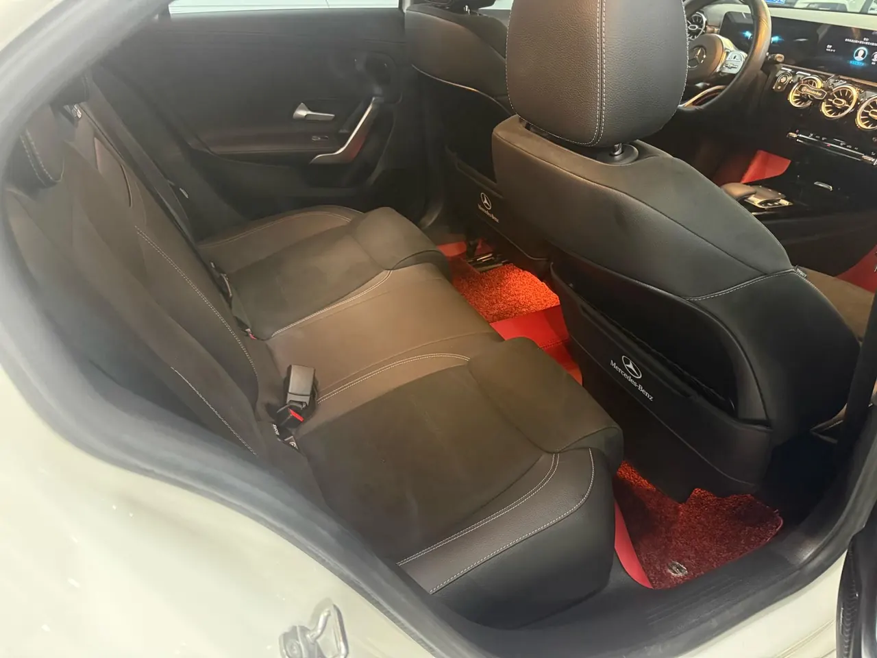 Mercedes Benz Class A 2020 A 200 L 1.3T Fashion (Modified) Automatic Gear 4