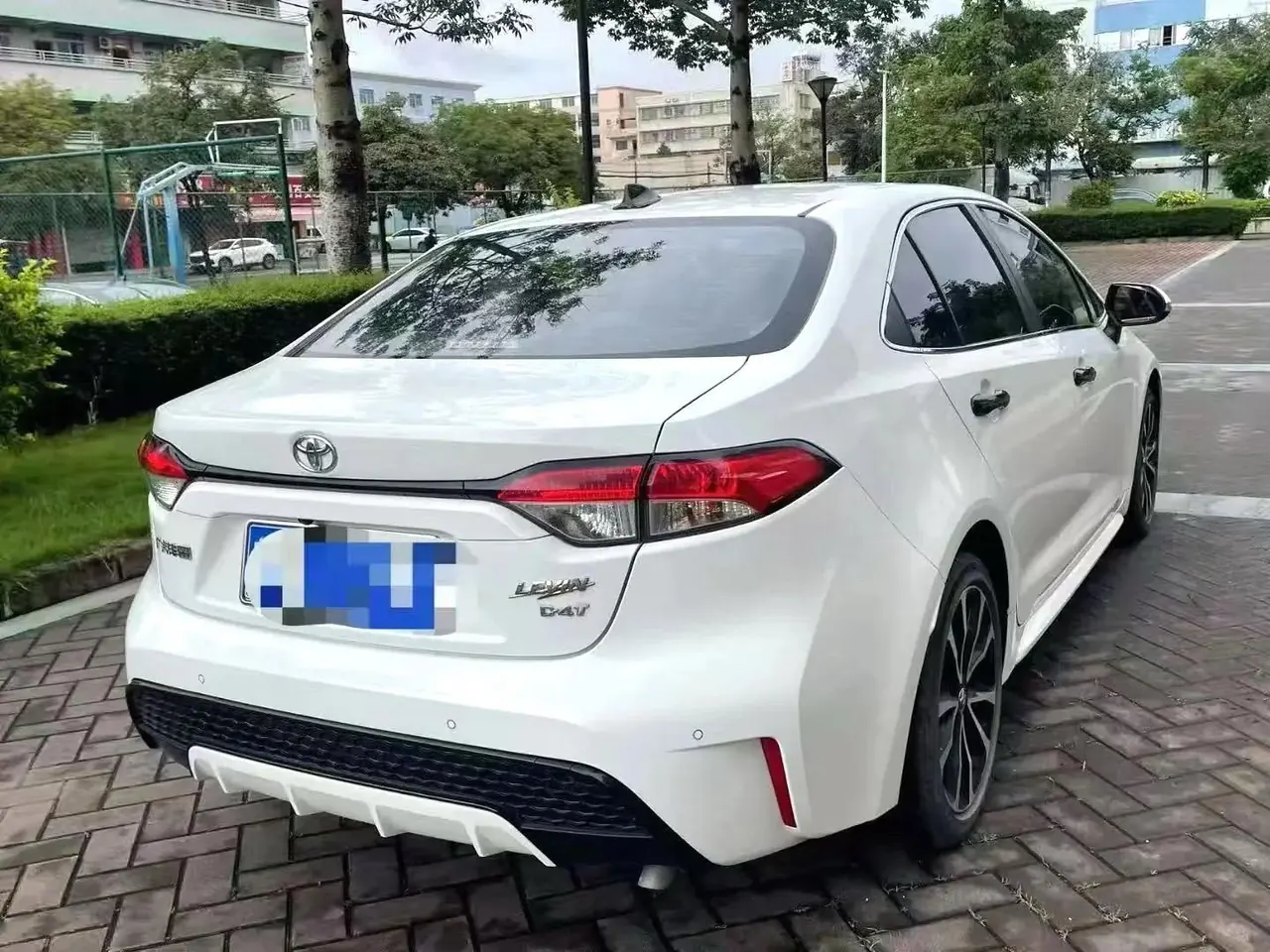 Toyota 2022 Lei Ling 1.2T Stepless 185T Sports Edition Automatic Gear 5