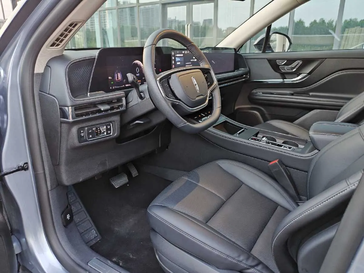 Lincoln 2024 adventurer 1.5T stepless two-wheel drive exclusive automatic gear 13