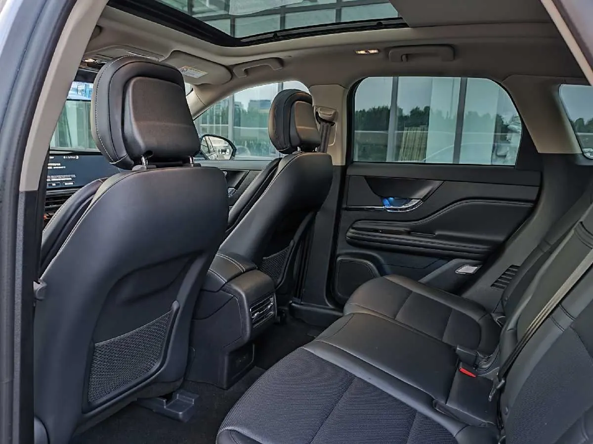 Lincoln 2024 adventurer 1.5T stepless two-wheel drive exclusive automatic gear 15