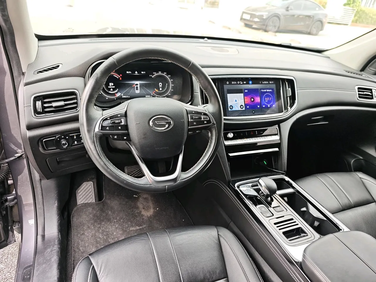 Chuanqi 2020 GS8 2.0T 390T Two-Drive Deluxe Zhilian Edition Seven-seat Automatic Gear 7