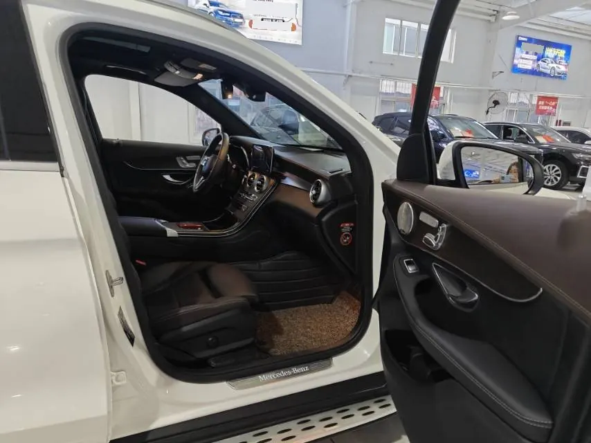 Mercedes Benz 2022 GLC 300 L 4MATIC 2.0T Dynamic (Modified) Automatic Gear 7