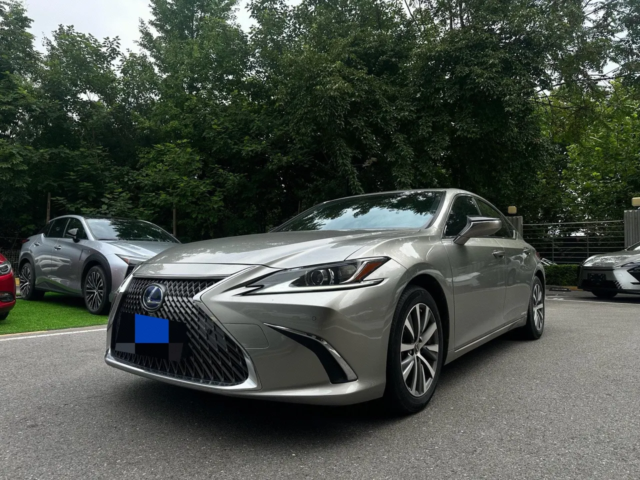 Lexus ES (Imported) 2020 ES300h 2.5 Stepless Excellence Edition Automatic Gear - View 1