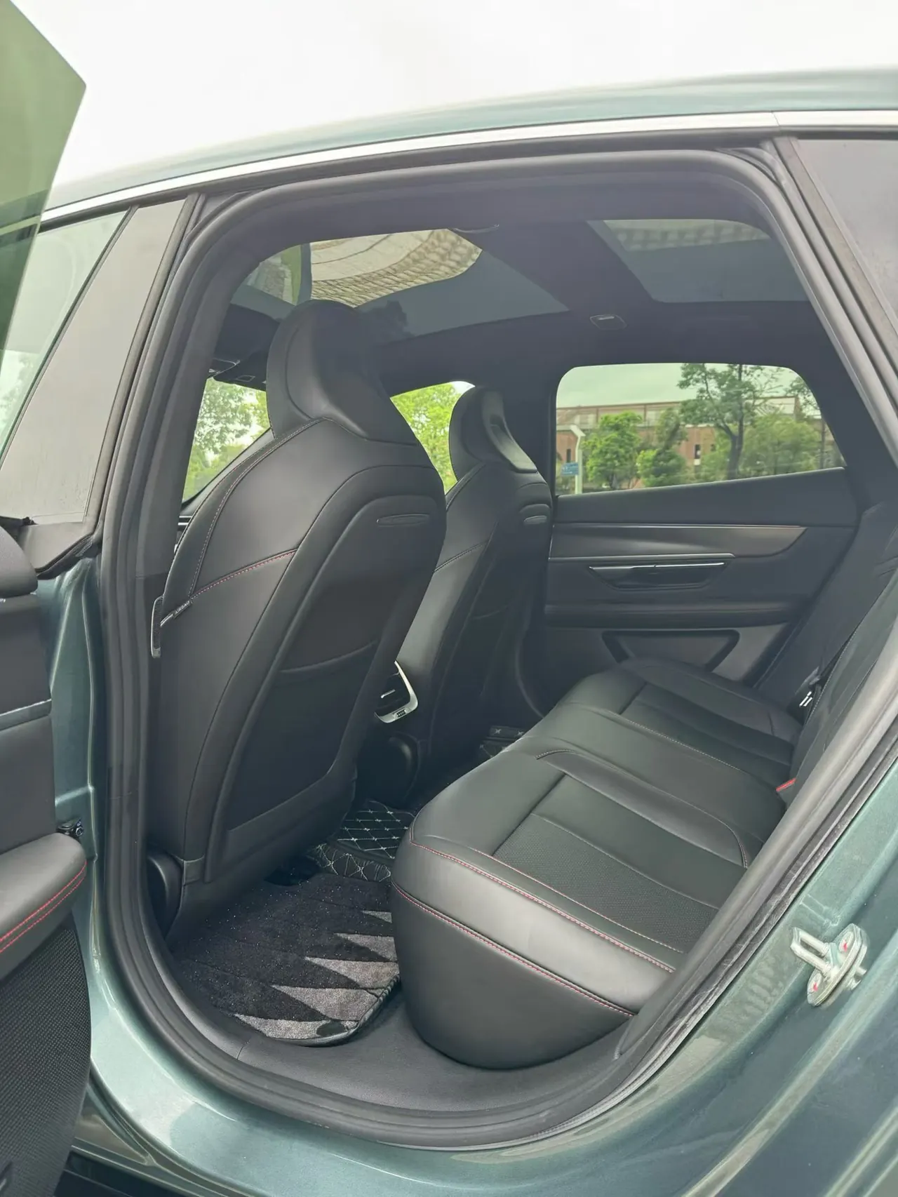 Xpeng 2023 P7i 702 Max automatic gear 3