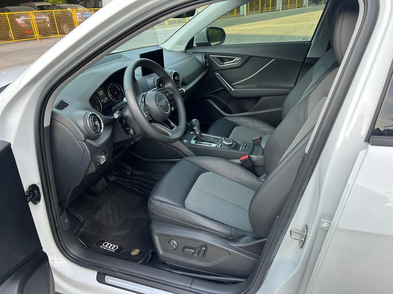Audi 2021 Q2L 1.4TFSI 35TFSI Fashion Elegant Automatic 10
