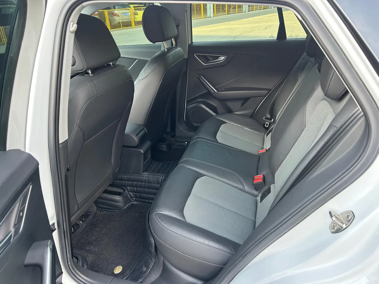 Audi 2021 Q2L 1.4TFSI 35TFSI Fashion Elegant Automatic 2