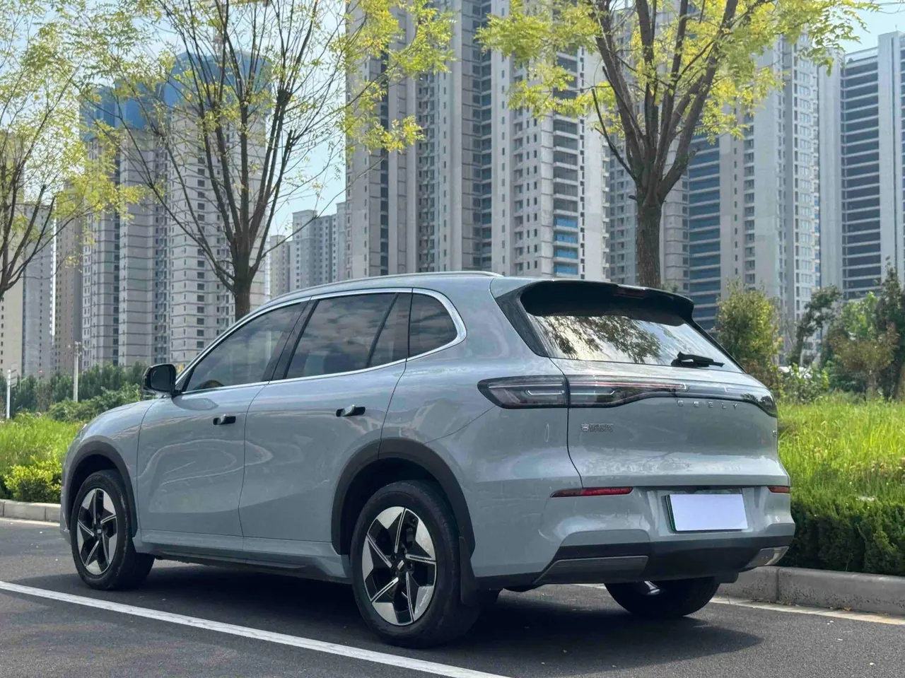 Geely Galaxy 2024 E 5 530km Discovery Edition Automatic Gear 7