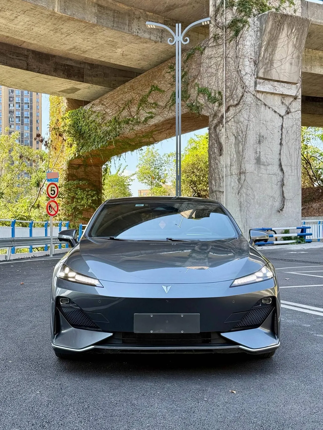 ChangAn Deepal 2023 SL 03 200Max Range-extended Automatic Gear 2