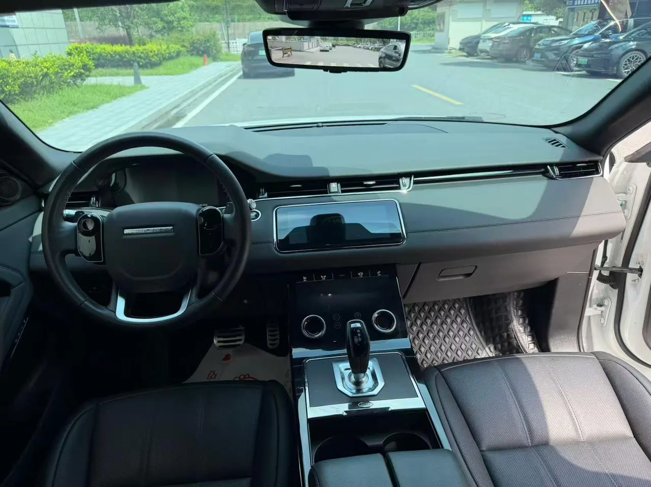 Land Rover 2021 evoque 48V 2.0T 249PS R-DYNAMIC S obsidian black sports technology edition automatic gear 6