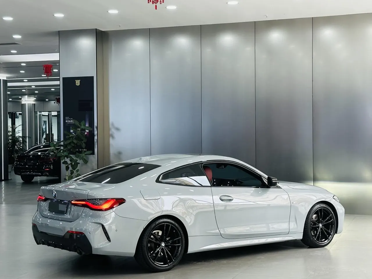 BMW 4 Series (Imported) 2023 425i Coupe 2.0T M Sports Obsidian Night Suit Automatic Gear 7