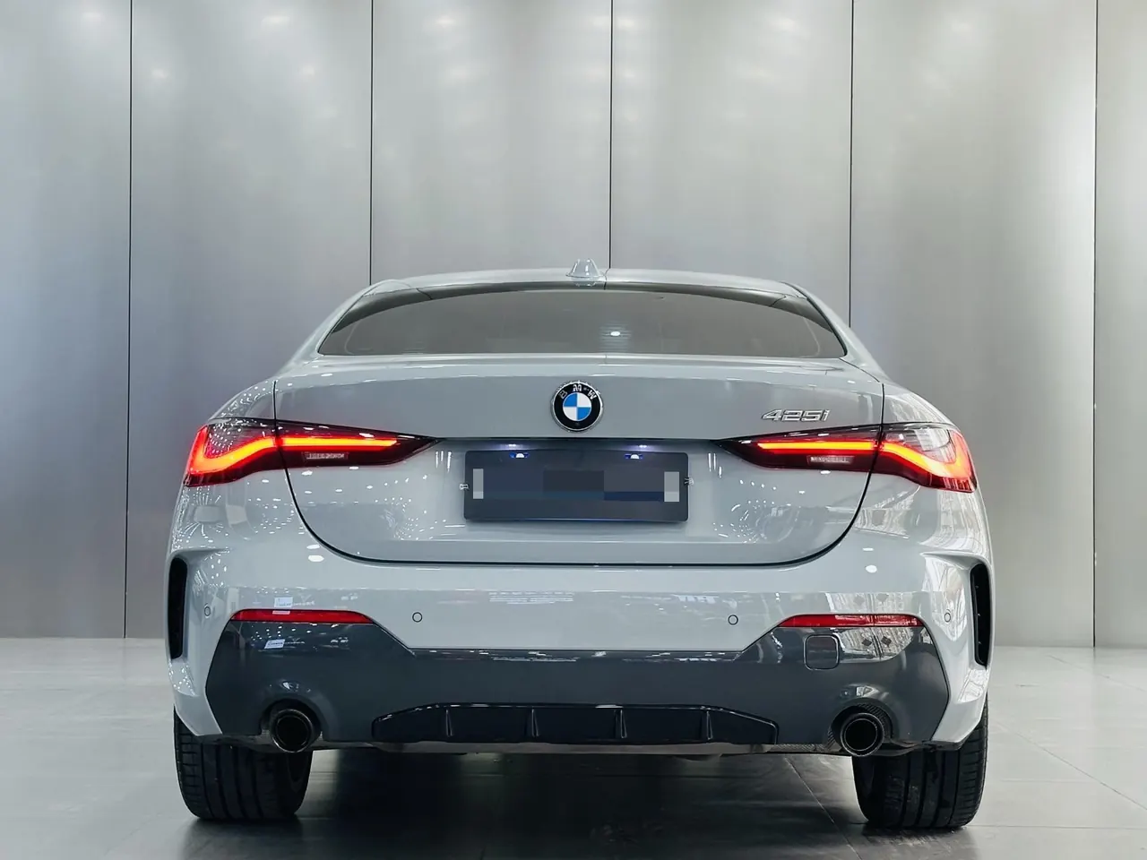 BMW 4 Series (Imported) 2023 425i Coupe 2.0T M Sports Obsidian Night Suit Automatic Gear 8