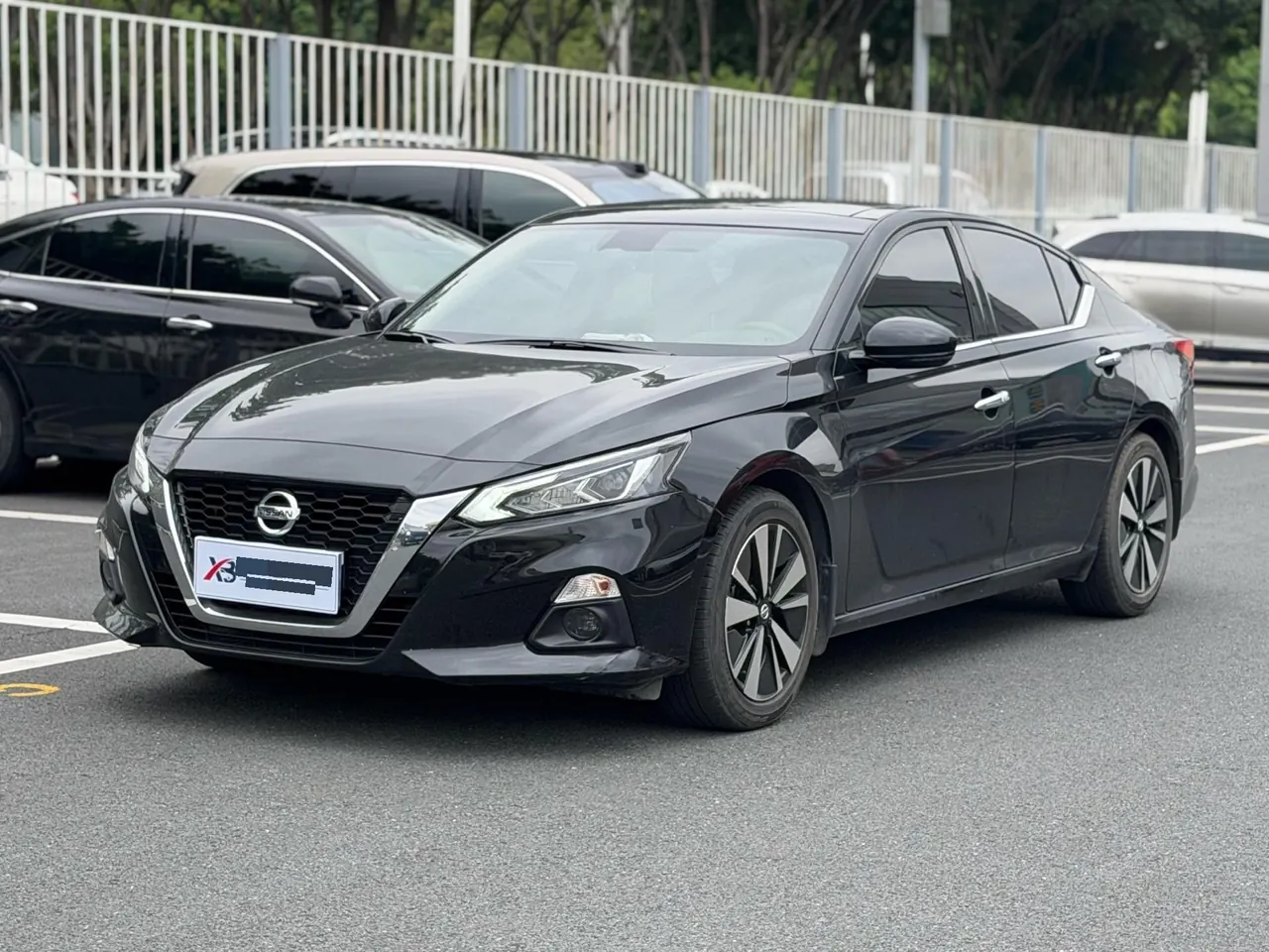 Nissan 2021 Teana 2.0 Stepless XL Comfort Edition Automatic Gear 3