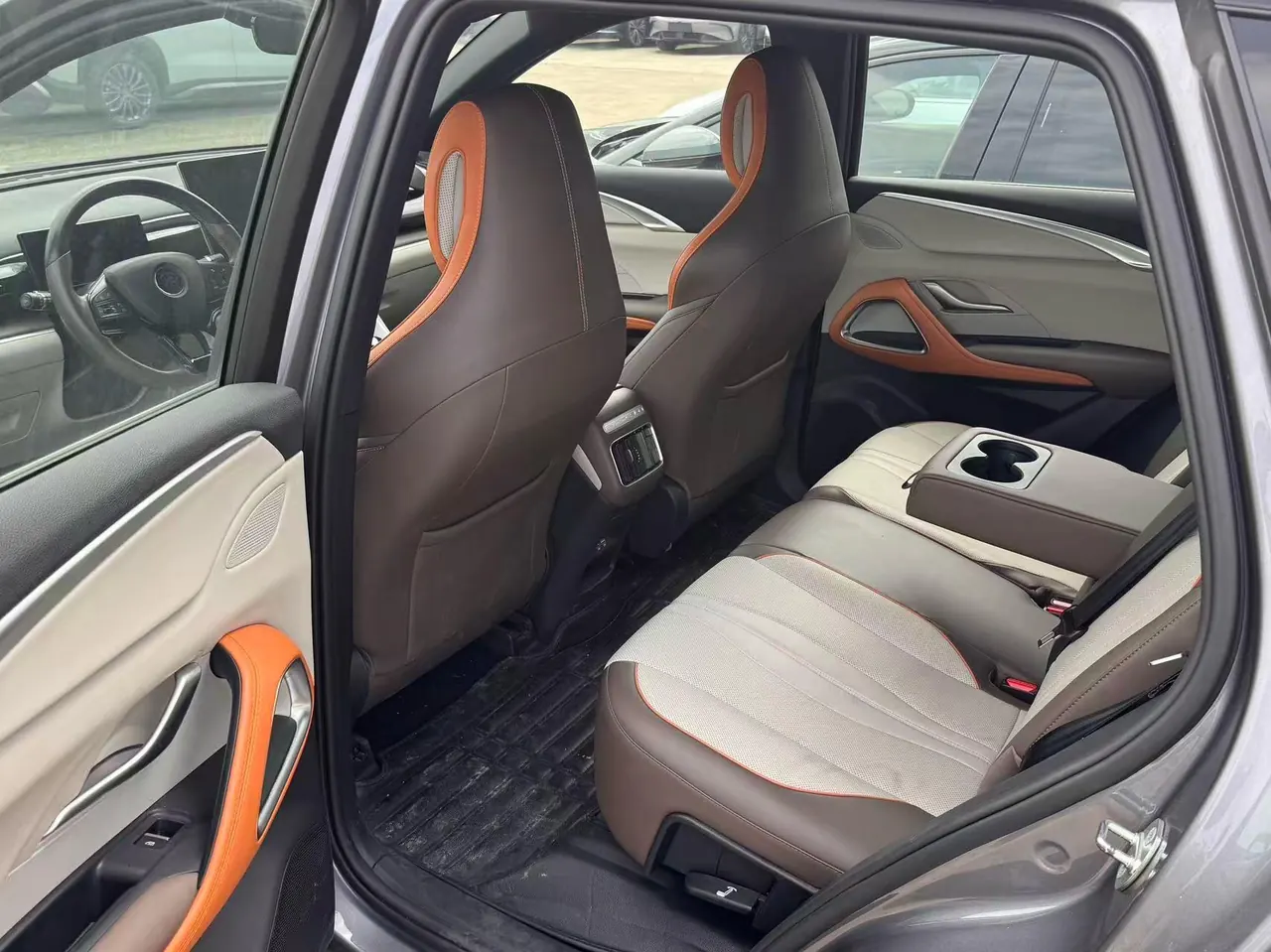 BYD 2023 Song Pro DM-i 1.5 Stepless Champion Edition Excellent 110KM Automatic 4