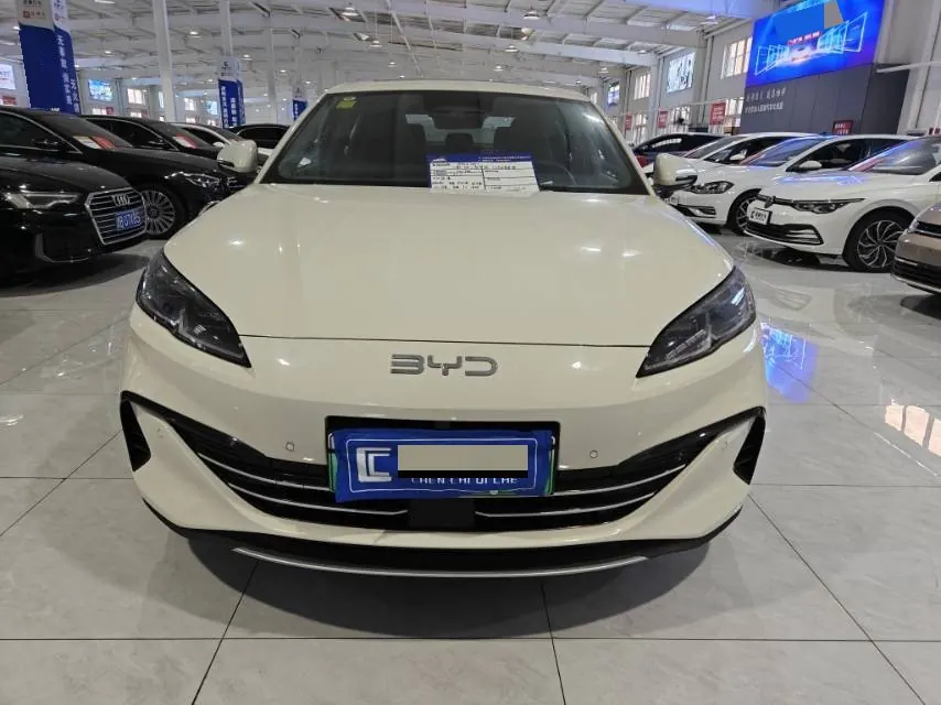BYD 2025 seals 06 DM-i 1.5 stepless smart driving version 120KM honorable automatic gear 2