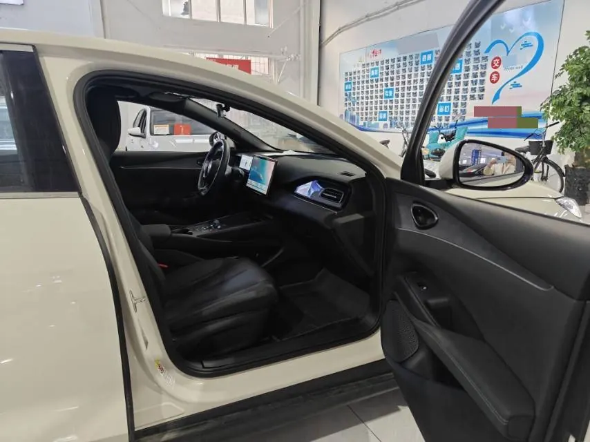 BYD 2025 seals 06 DM-i 1.5 stepless smart driving version 120KM honorable automatic gear 7