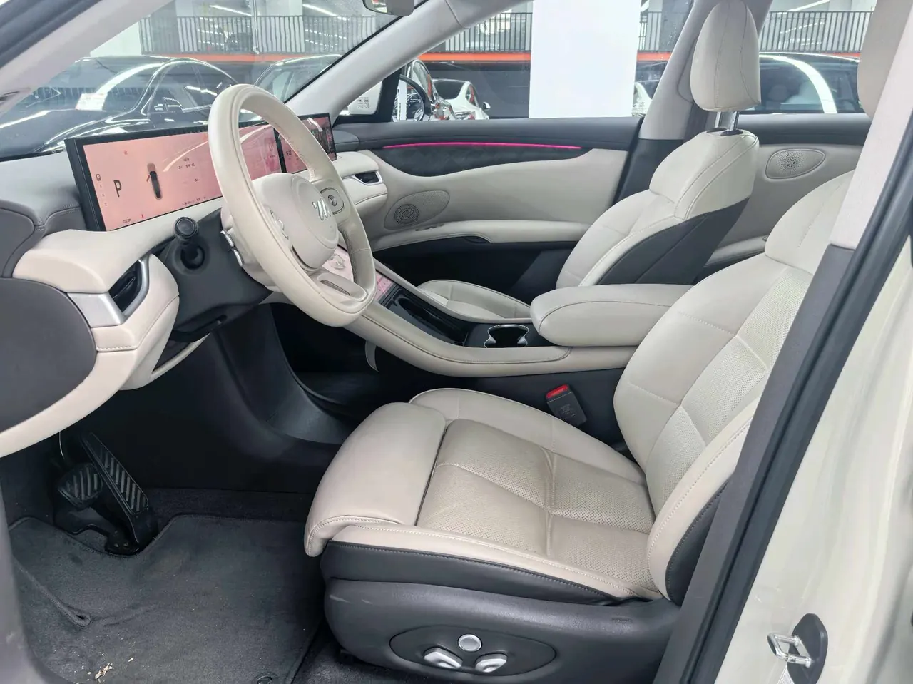 IM 2023 IM LS6 Max Standard Edition Automatic Gear 4