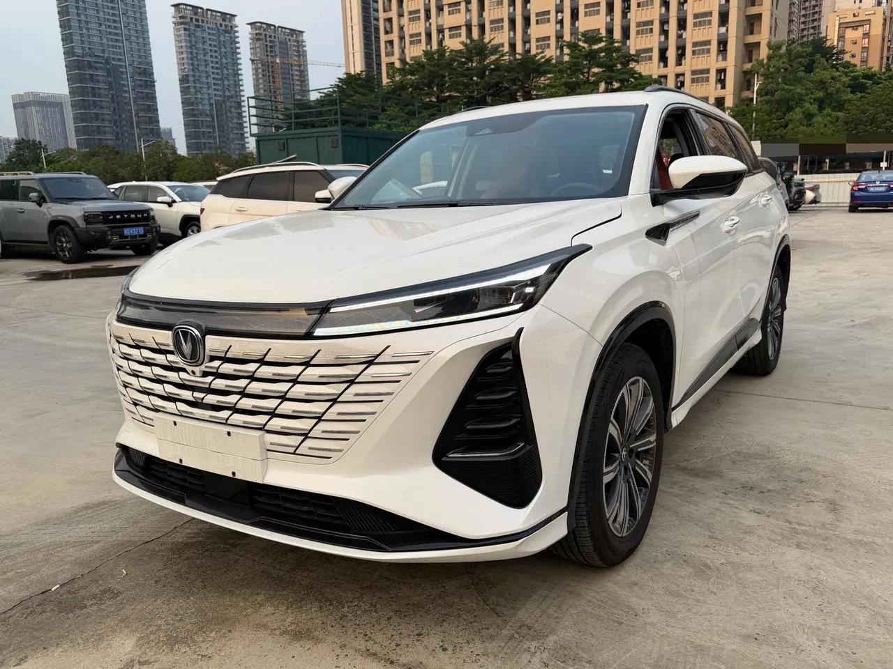 ChangAn 2025 CS75 PLUS 1.5T Champion Edition - View 1