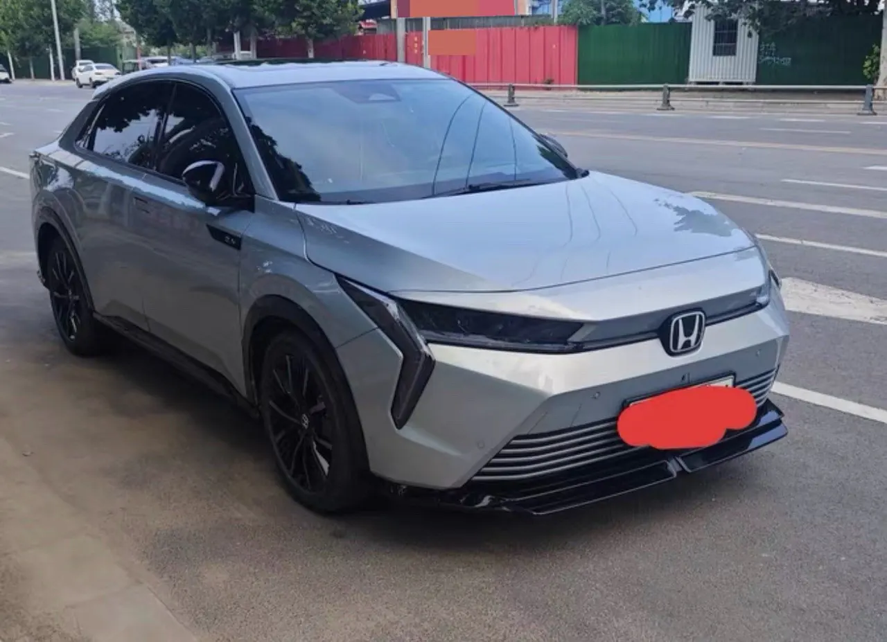 Honda 2024 Hunting Light e:NS2 Automatic Gear 2