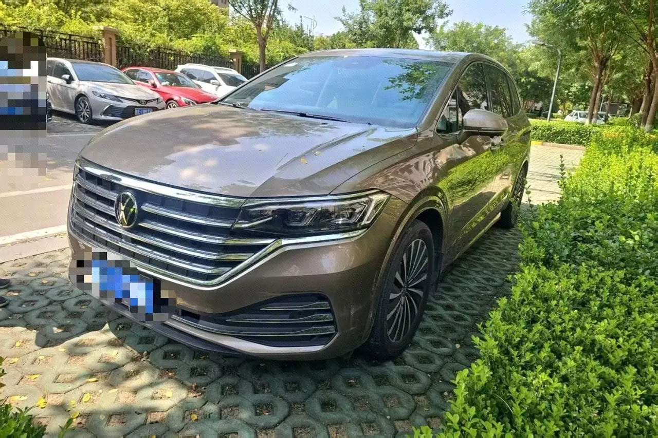 Volkswagen 2024 Wei (Viloran) 2.0TSI 380TSI Premium Edition Automatic Gear - View 1
