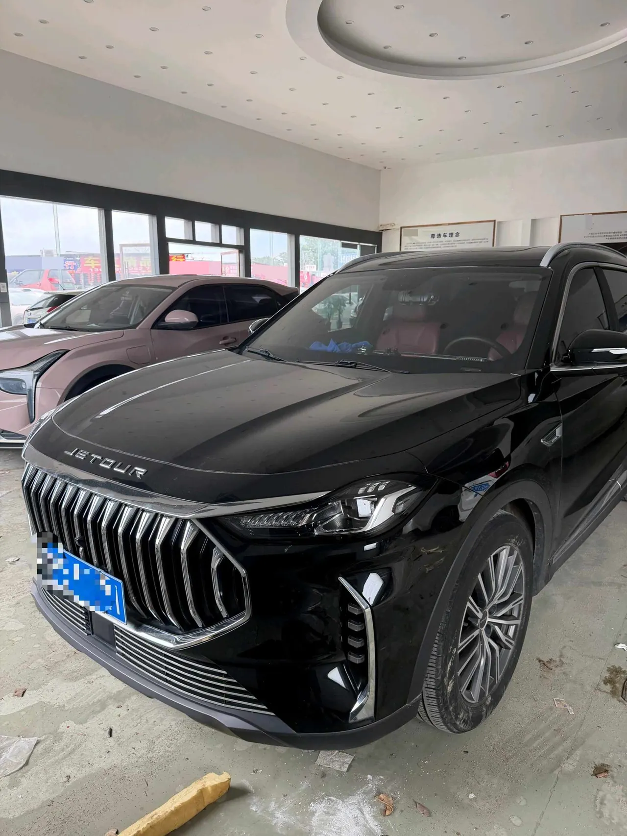 Jetour 2023 X70 PRO 1.5T Comfortable 5-seat Automatic Gear - View 1