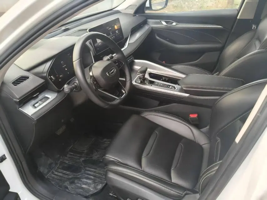 Geely 2021 xingrui 2.0T luxury automatic gear 4